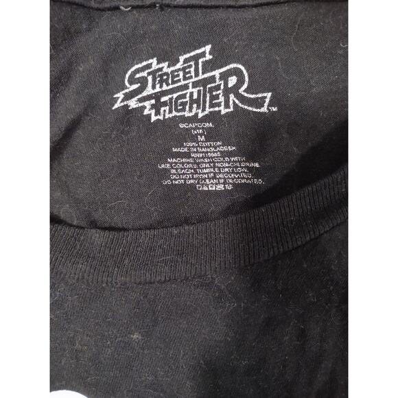 Street Fighter T-shirt. Size medium. - Picture 3 of 4